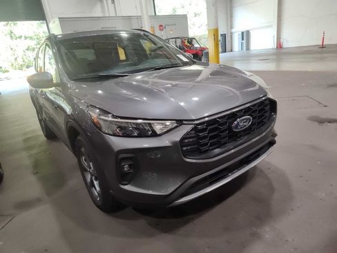 Used 2025 Ford Escape ST-Line Select AWD/4WD image 5