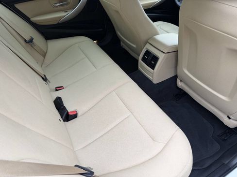 Used 2017 BMW 320i 320i 4dr Sedan w/ Driver Assistance Package image 21