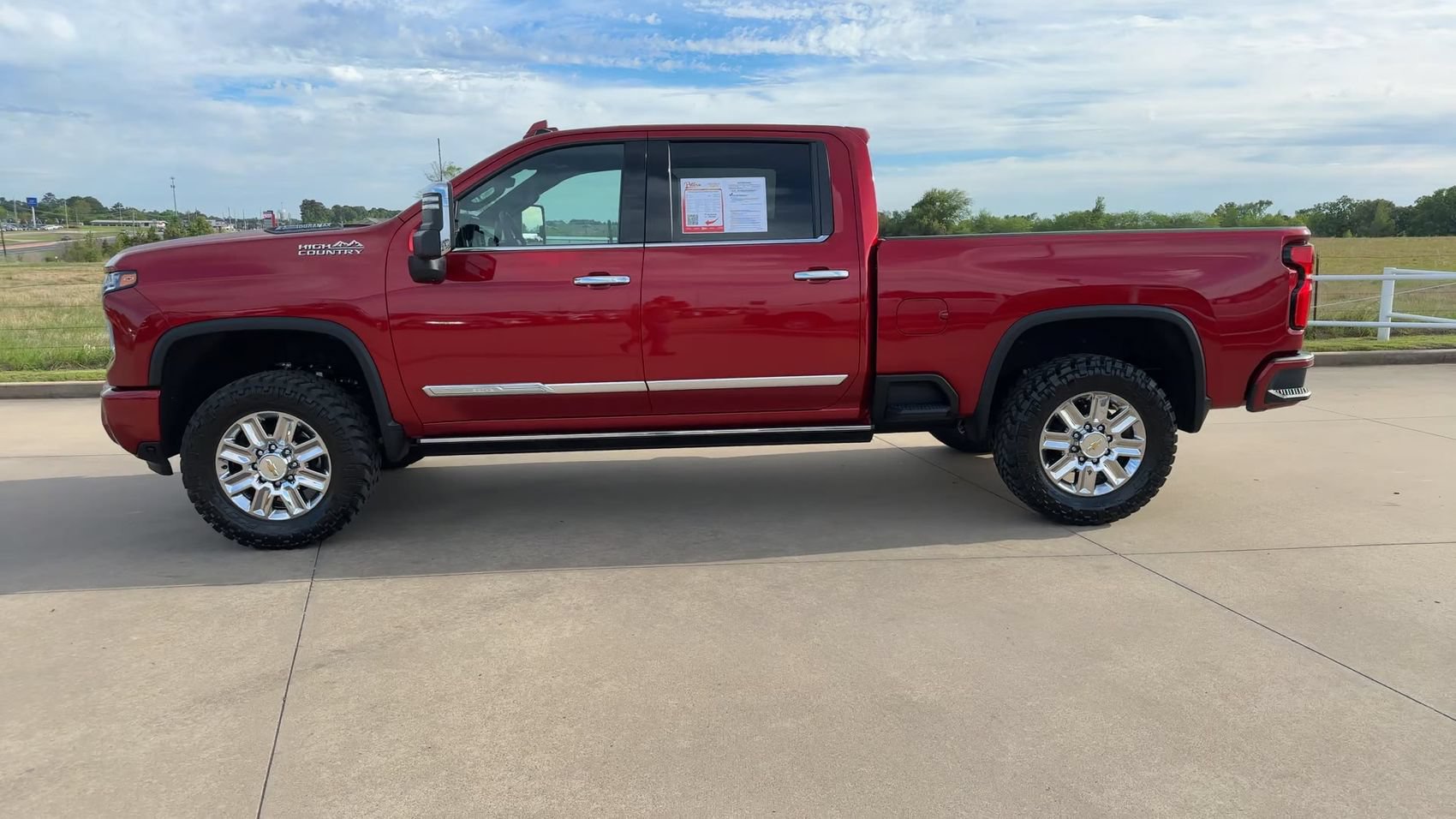 Used 2026 Chevrolet Silverado 2500 High Country w/ High Country Premium Package AWD/4WD image 4