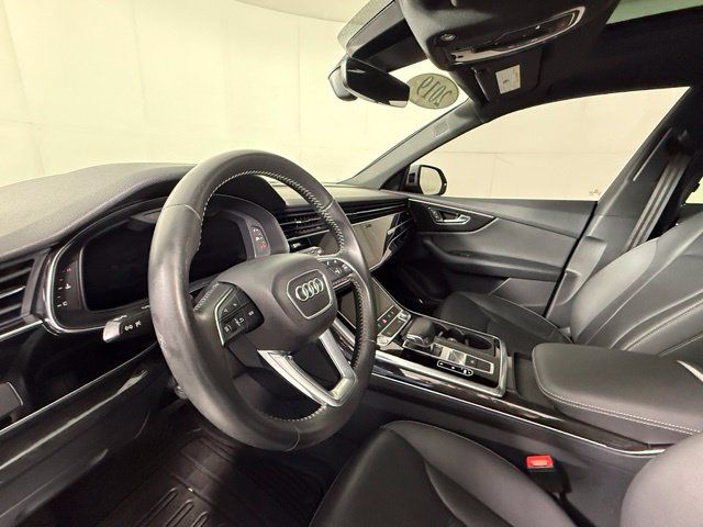 Used 2019 Audi Q8 Premium Plus w/ Premium Plus AWD/4WD image 6