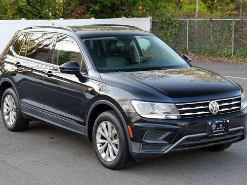 Used 2019 Volkswagen Tiguan SE AWD/4WD image 9