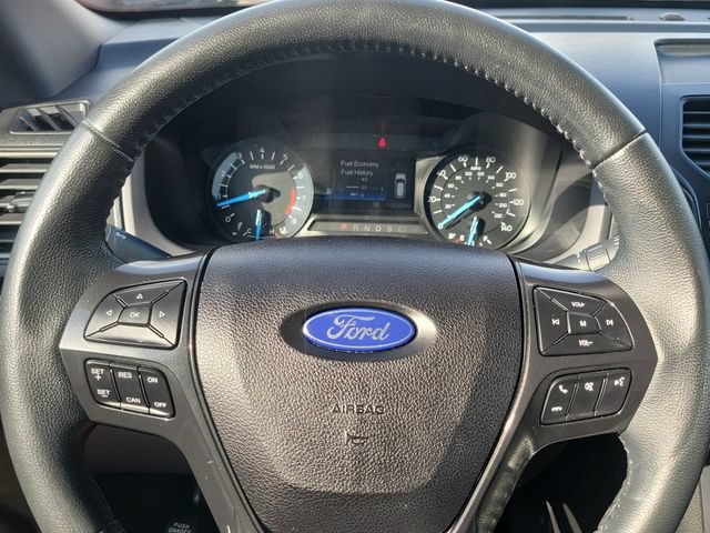 Used 2018 Ford Explorer XLT AWD/4WD image 12