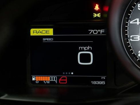 Used 2020 Ferrari 488 Pista Spider image 15