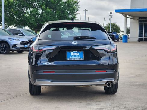 Used 2025 Honda HR-V Sport image 6