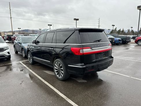 Used 2019 Lincoln Navigator Select image 5