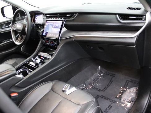 Used 2021 Jeep Grand Cherokee L Limited image 26