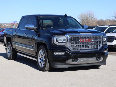 Used 2016 GMC Sierra 1500 Denali w/ Enhanced Driver Alert Package image 4
