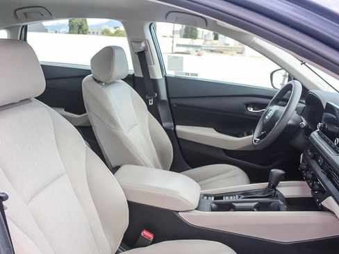 Certified 2023 Honda Accord LX image 17