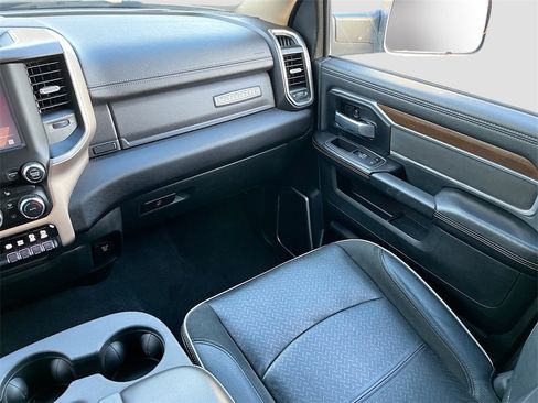 Used 2022 RAM 2500 Laramie image 22