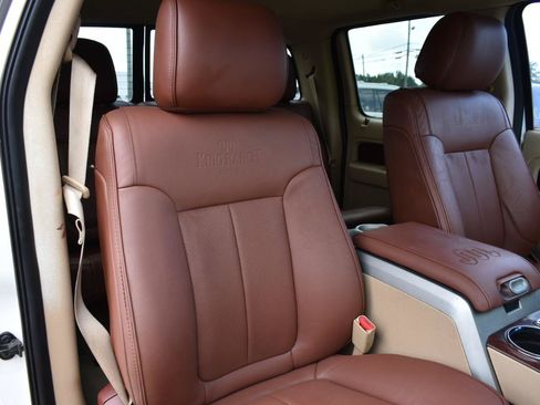 Used 2013 Ford F150 King Ranch w/ King Ranch Luxury Pkg AWD/4WD image 30