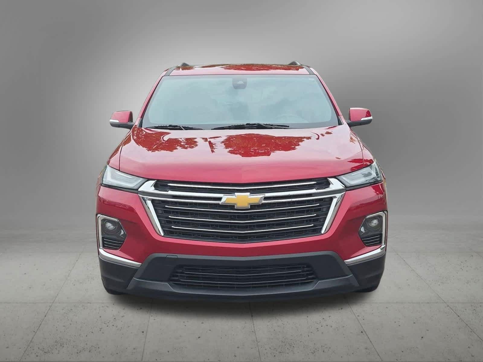Used 2023 Chevrolet Traverse LT FWD image 9