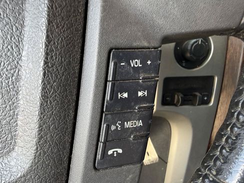 Used 2013 Ford F150 Lariat w/ Luxury Equipment Group AWD/4WD image 22