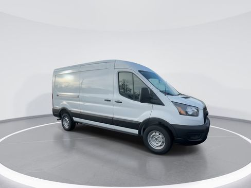 New 2026 Ford Transit 250 148 Medium Roof RWD image 2