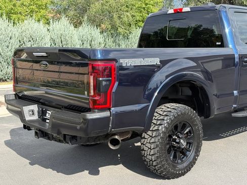 Used 2022 Ford F250 Lariat w/ Tremor Off-Road Package AWD/4WD image 10