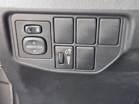 Used 2015 Toyota Prius Two image 13