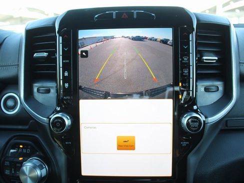 Used 2023 RAM 1500 Laramie image 31