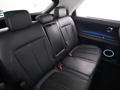 Used 2024 Hyundai Ioniq 5 Limited image 5