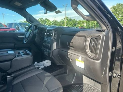 New 2026 Chevrolet Silverado 1500 W/T w/ WT Value Package AWD/4WD image 33