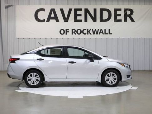 Certified 2025 Nissan Versa S w/ Trunk Package image 6