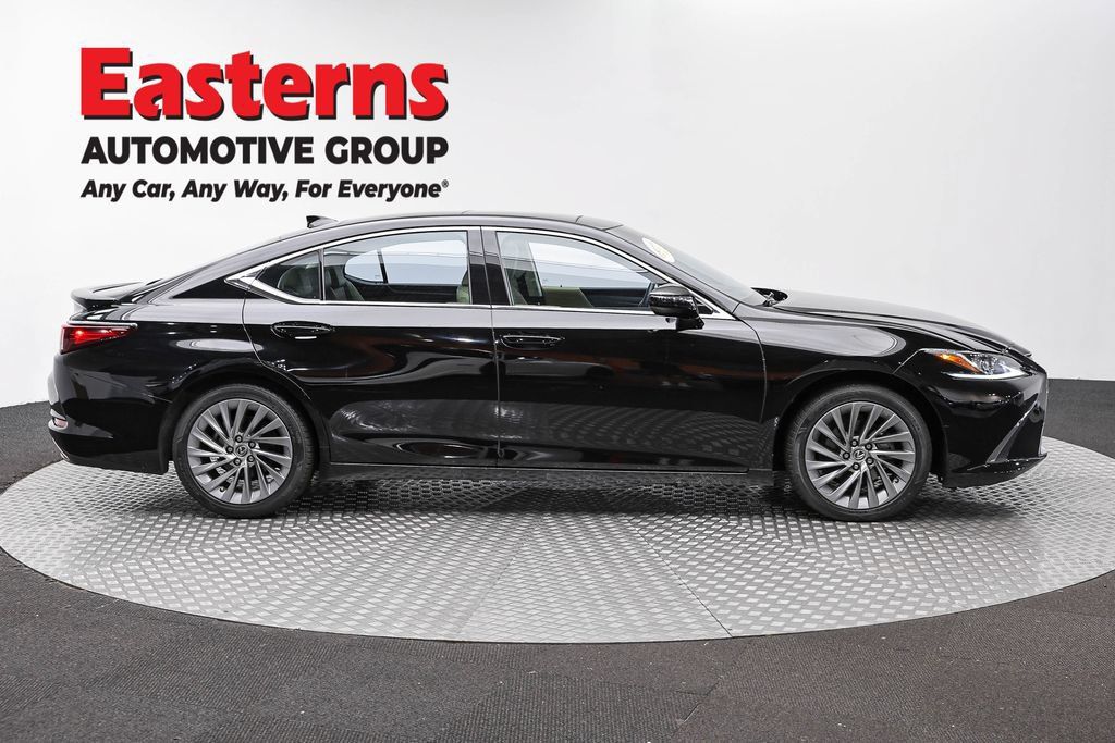 Used 2020 Lexus ES 350 w/ Accessory Package FWD image 6