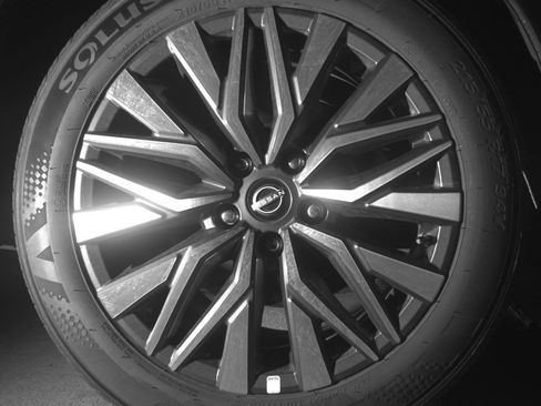 Used 2025 Nissan Altima 2.5 SV image 15