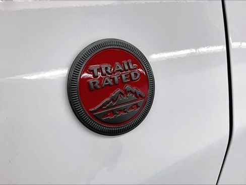 Used 2024 Jeep Compass Trailhawk w/ Trailhawk Elite Group AWD/4WD image 35