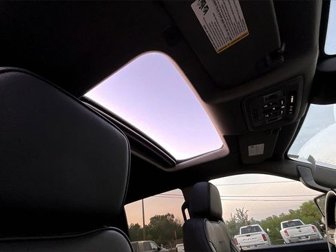 Used 2024 GMC Sierra 2500 Denali w/ Denali Reserve Package image 20