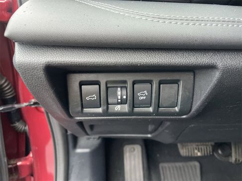 Certified 2022 Subaru Outback Limited image 20