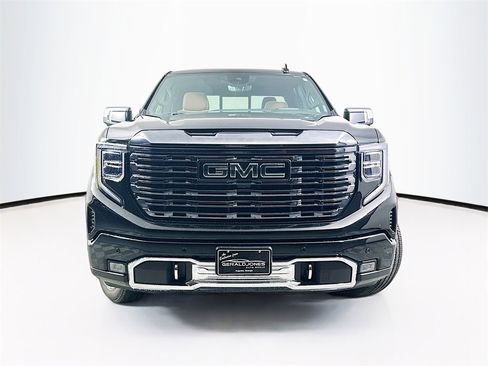 Used 2024 GMC Sierra 1500 Denali Ultimate image 5