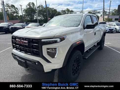 New 2026 GMC Canyon Elevation w/ Convenience Package image 3