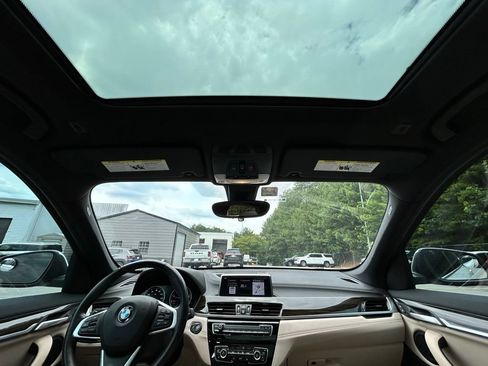 Used 2021 BMW X1 sDrive28i w/ Convenience Package FWD image 10