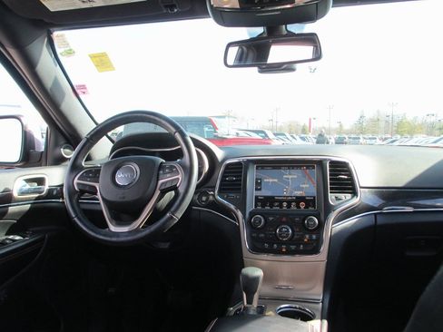 Used 2016 Jeep Grand Cherokee Limited 75th Anniversary image 22