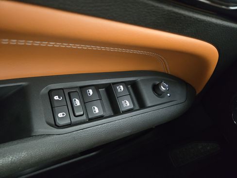 Used 2024 Jeep Compass Limited AWD/4WD image 30