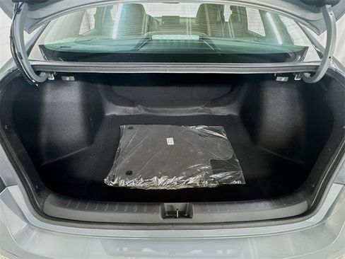 Certified 2025 Honda Civic Sport Touring image 23