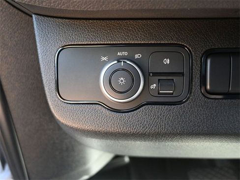 Used 2023 Mercedes-Benz Sprinter 2500 w/ Acoustic Package image 14