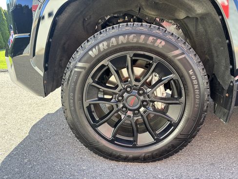 Used 2023 Toyota Tundra 1794 Edition w/ TRD Off-Road Package AWD/4WD image 10