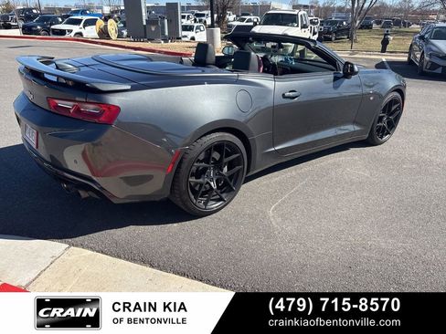 Used 2016 Chevrolet Camaro SS image 4