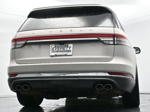 Used 2020 Lincoln Aviator Reserve w/ Equipment Group 202A image 54