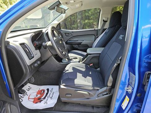 Used 2020 Chevrolet Colorado W/T w/ WT Convenience Package AWD/4WD image 15