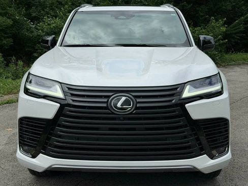 Used 2026 Lexus LX 600 4WD w/ Appearance Package image 13