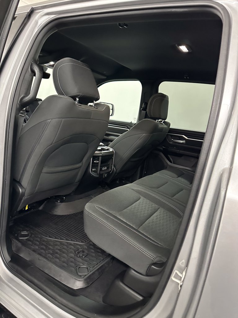 Used 2025 RAM 1500 Big Horn AWD/4WD image 25