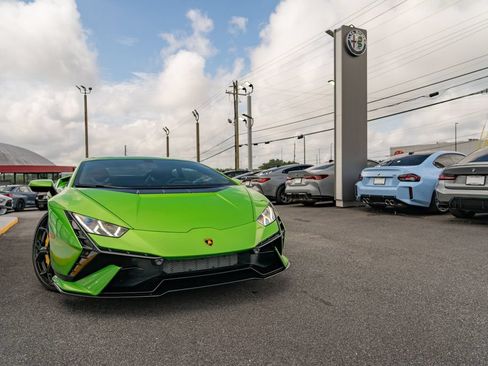 Used 2024 Lamborghini Huracan Tecnica RWD image 12