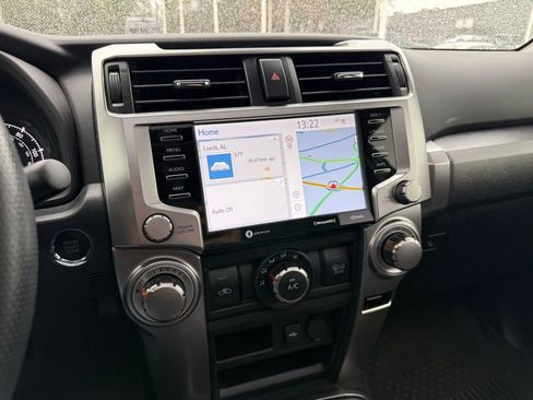 Used 2021 Toyota 4Runner SR5 Premium image 17