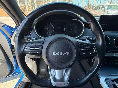 Used 2022 Kia Stinger GT2 image 22