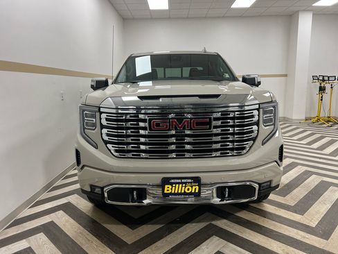 New 2026 GMC Sierra 1500 Denali AWD/4WD image 15