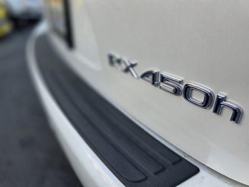 Used 2015 Lexus RX 450h FWD image 12
