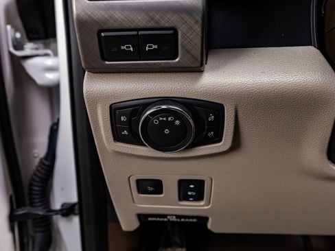 Used 2018 Ford F350 Limited AWD/4WD image 21