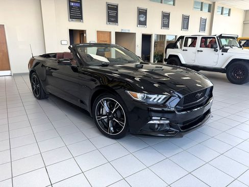 Used 2017 Ford Mustang GT Premium image 9