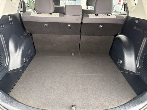 Used 2014 Toyota RAV4 LE FWD image 18