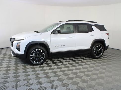 New 2026 Chevrolet Equinox RS w/ Convenience Package III image 2